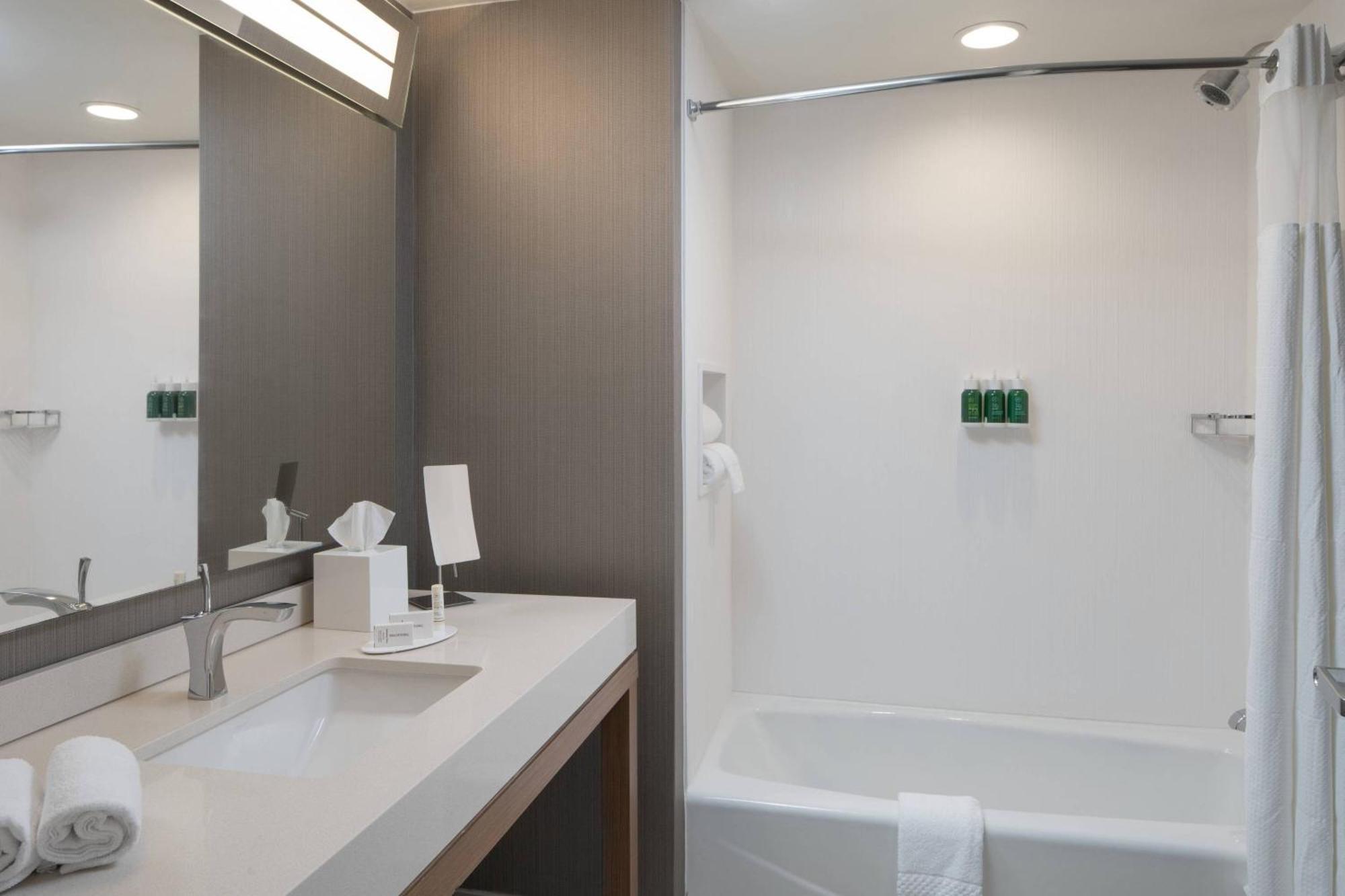 Courtyard By Marriott Lafayette South Hotel Bagian luar foto